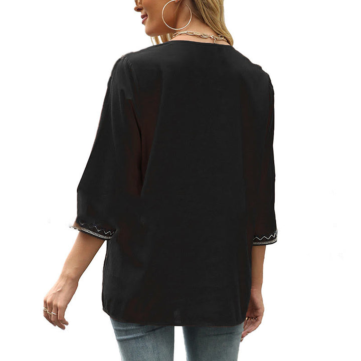 Camiseta de algodón para mujer con cuello en V y manga tres cuartos con diseño floral bordado liso y casual de Buddha Stones para primavera - image 12