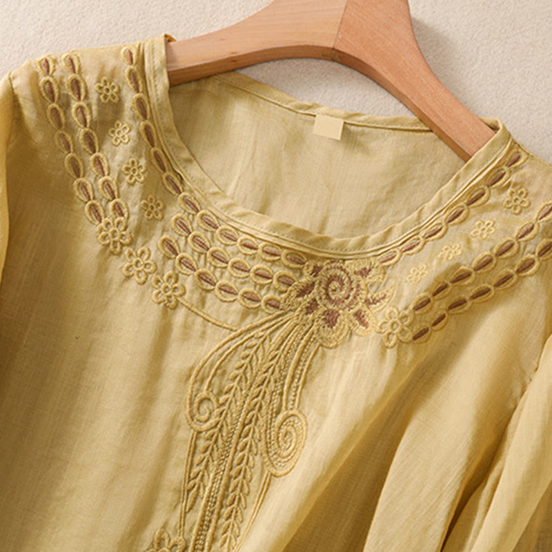 Camiseta de algodón y lino para mujer con diseño floral liso y bordado artístico de Buddha Stones, cuello redondo, manga corta y abullonada - image 14