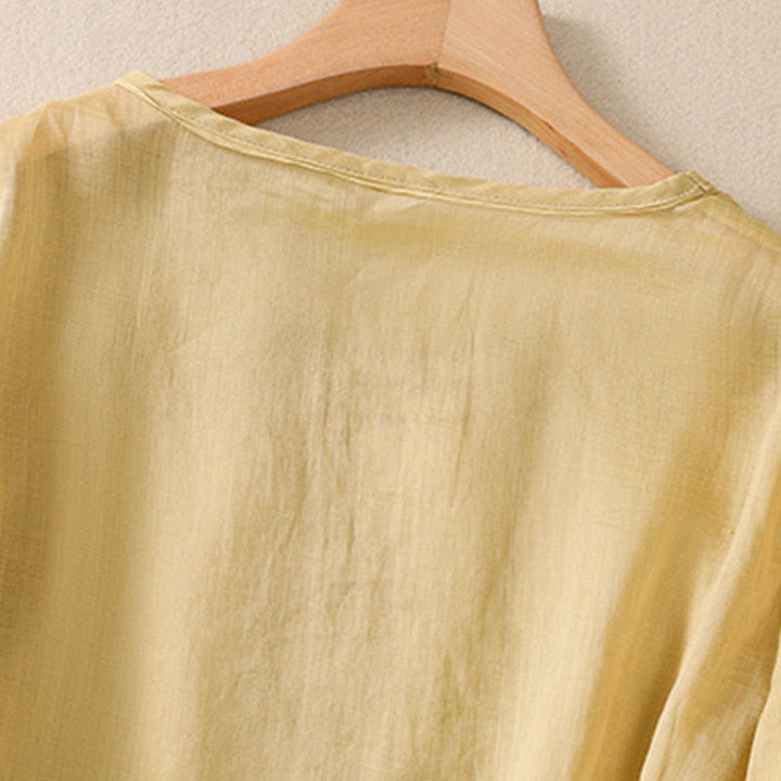 Camiseta de algodón y lino para mujer con diseño floral liso y bordado artístico de Buddha Stones, cuello redondo, manga corta y abullonada - image 16