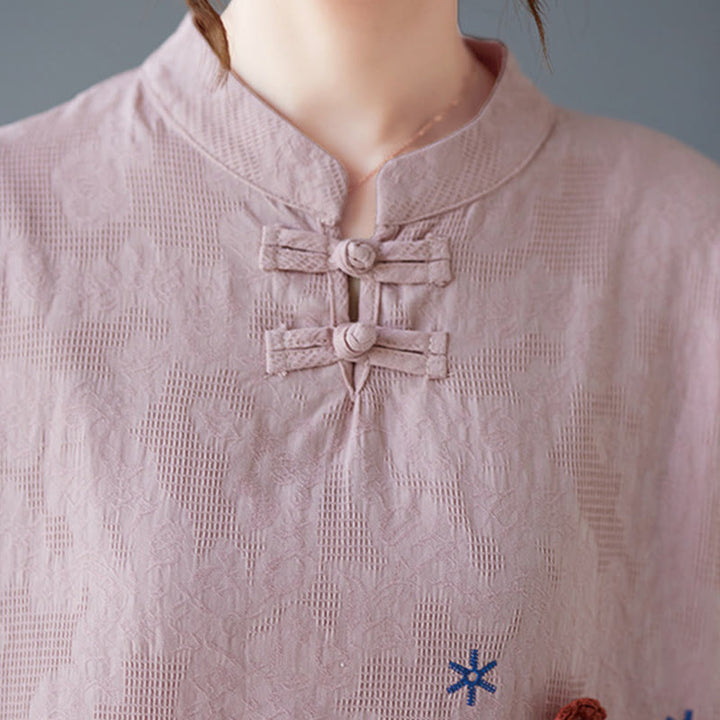 Camisa de lino y algodón para mujer con bordado de flores estereoscópicas vintage de verano con Buddha Stones y manga tres cuartos y botones de rana - image 9