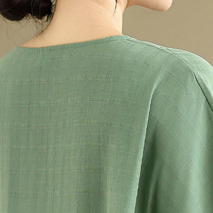 Camiseta casual de mujer con media manga y medio botón en color liso con Buddha Stones - image 20