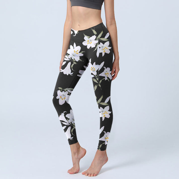 Leggings de yoga para mujer con estampado de hojas y flores de lirio negro y Buddha Stones - Negro - US18，UK/AU22，EU50 (4XL) - image 1
