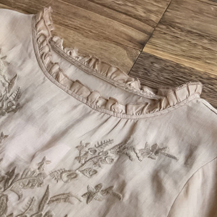 Camiseta informal de algodón y lino con cuello redondo, mangas abullonadas y volantes con bordado de piedras de Buddha Stones para mujer - image 9