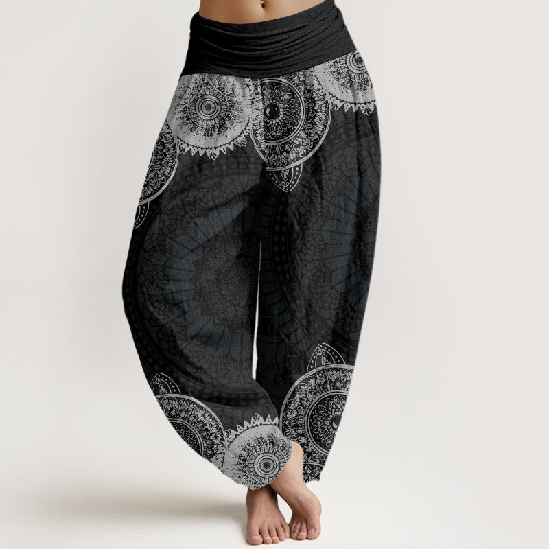Pantalones bombachos de cintura elástica para mujer con diseño de mandala circular de algodón y Buddha Stones - Negro - US22，UK/AU26，EU54 (6XL) - image 0