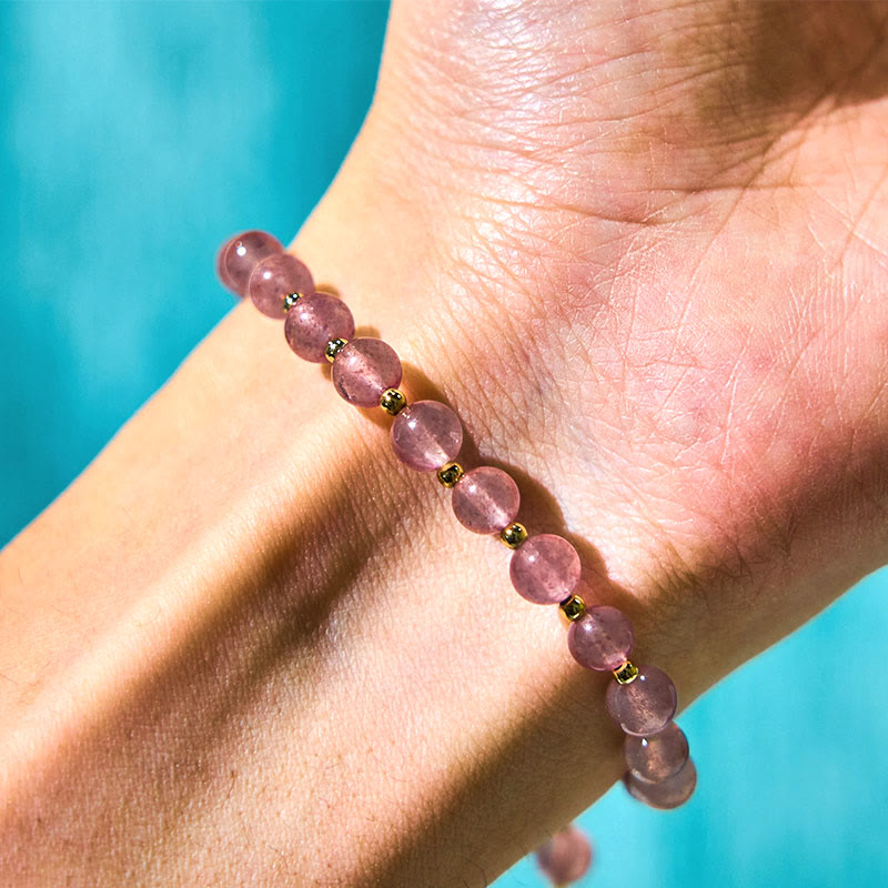 Pulsera con dije de mariposa de cuarzo fresa natural y cuarzo fresa verde de Buddha Stones