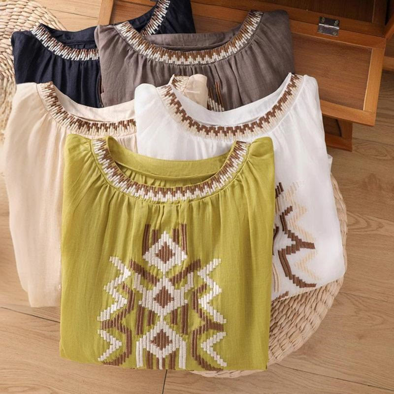 Camiseta informal de licra con bordado simétrico de Buddha Stones para mujer, cuello redondo, manga corta
