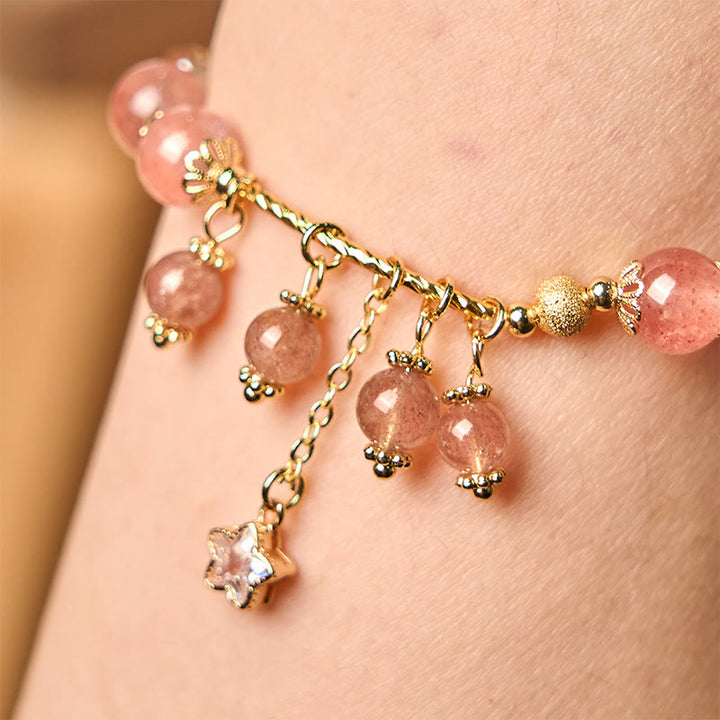 Pulsera de cuarzo fresa natural con trébol de cuatro hojas y estrella positiva de Buddha Stones
