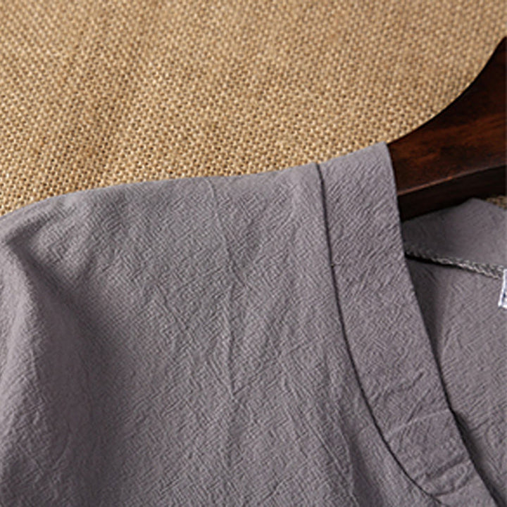 Conjunto de 2 camisetas de manga corta con cuello entallado y bolsillos de algodón y lino para meditación de Buddha Stones para hombre. - image 10