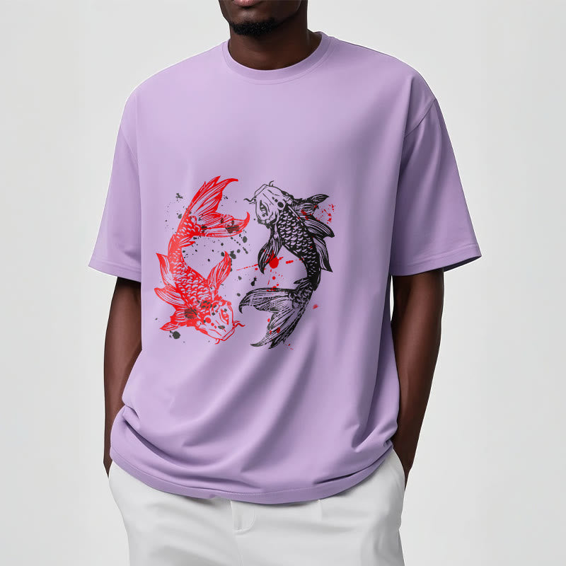 Camiseta con pez koi rojo y negro de Buddha Stones - image 17