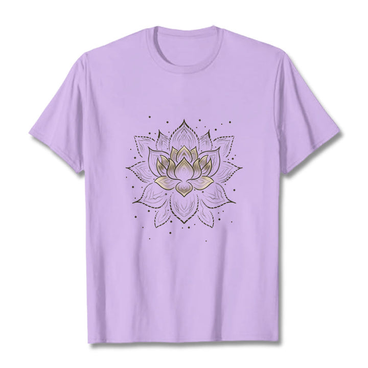 Camiseta con diseño de flor de loto dorada y Buddha Stones - Ciruela - 2XL - image 16
