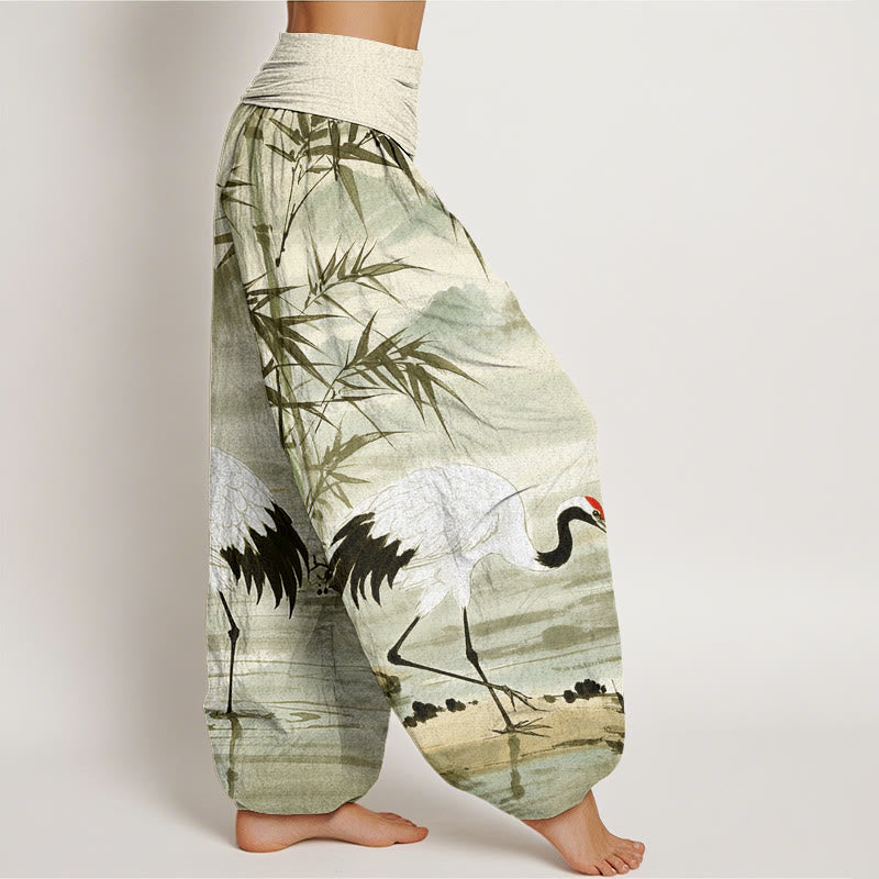 Pantalones harén de cintura elástica para mujer con estampado de grulla de corona roja y hojas de bambú en la montaña - image 10
