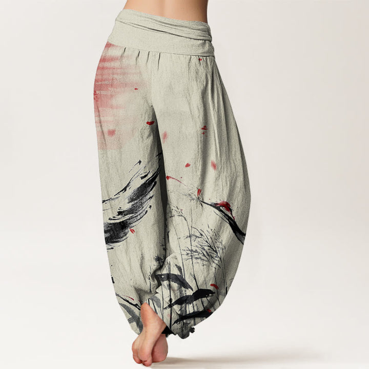 Pantalones bombachos de cintura elástica para mujer, de algodón, estilo casual, con estampado de grullas y junco de corona roja, de Buddha Stones Cotton. - image 8