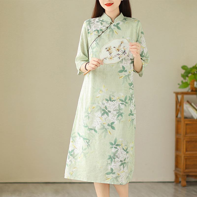 Vestido cheongsam chino de lino y algodón jacquard con estampado floral de Buddha Stones y media manga, con bolsillos - image 3