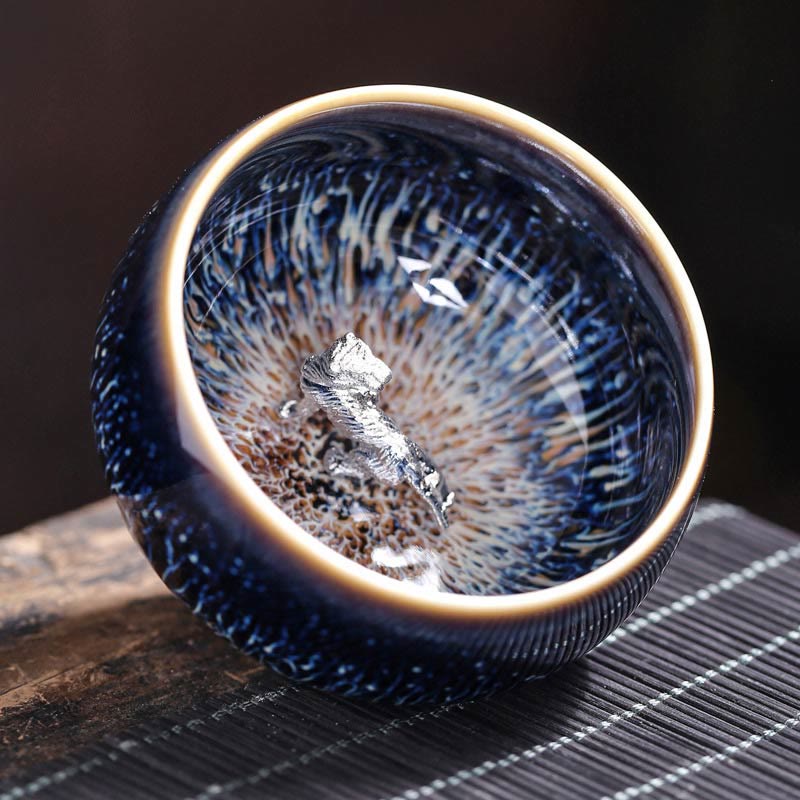 Taza de té de cerámica con diseño de Buddha Stones, hecha a mano, con diseño de pez koi, loto, dragón y fénix, del zodiaco chino, 12 piezas, 70 ml
