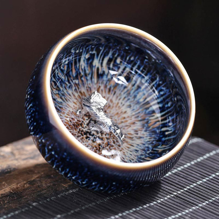 Taza de té de cerámica con diseño de Buddha Stones, hecha a mano, con diseño de pez koi, loto, dragón y fénix, del zodiaco chino, 12 piezas, 70 ml