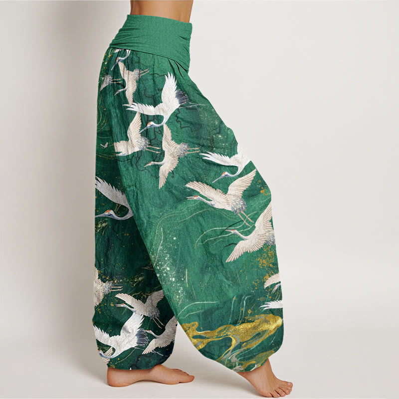 Pantalones bombachos de cintura elástica para mujer con diseño de Buddha Stones , grullas blancas voladoras y nubes auspiciosas. - image 2