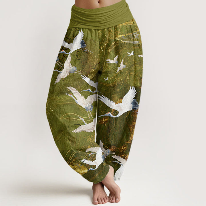 Pantalones bombachos de cintura elástica para mujer con diseño de Buddha Stones , grullas blancas voladoras y nubes auspiciosas. - Verde amarillento - US22，UK/AU26，EU54 (6XL) - image 7