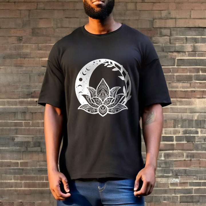 Camiseta con Buddha Stones, flor de loto, sol, luna y vides entrelazadas - image 6