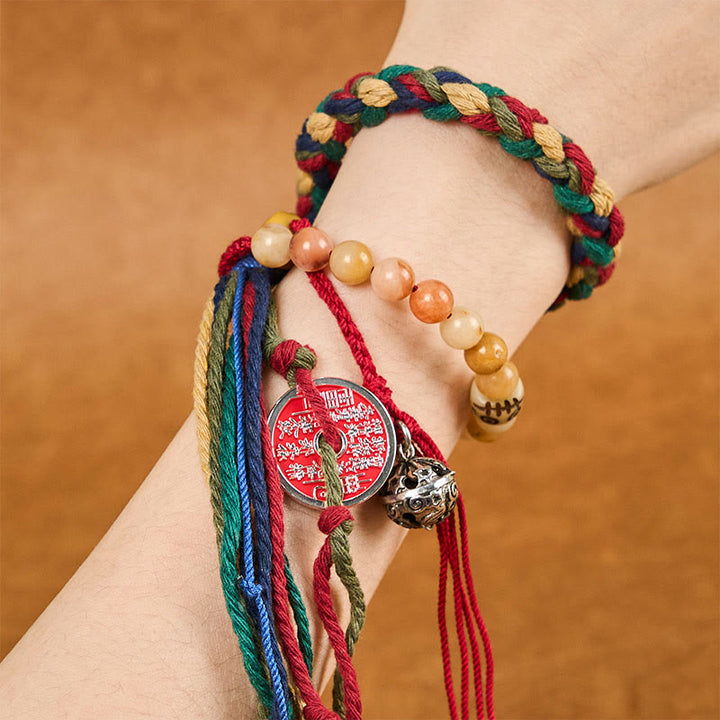 Pulsera de borlas de cuerda de color de doble capa de calcedonia colorida con Buddha Stones y fantasmas de montaña tibetanos que gastan dinero