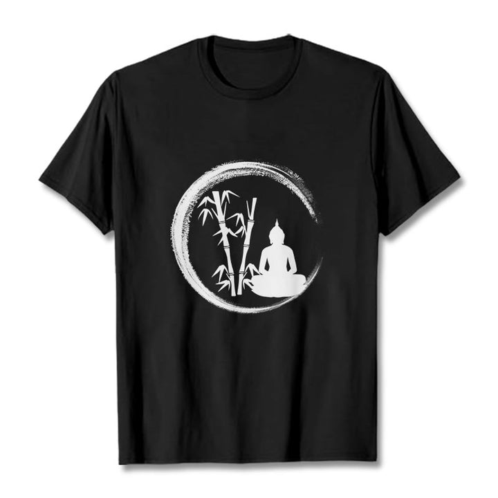 Camiseta con estatua de Buddha Stones Zen de Buda sentado y meditación de bambú - Negro - 2XL - image 0