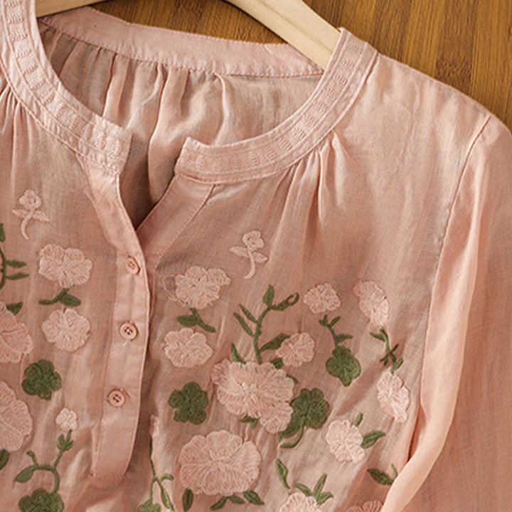 Camisa informal de lino y algodón con cuello en V y media manga para mujer, con estampado de flores y hojas verdes bordadas y piedras de Buddha Stones - image 2