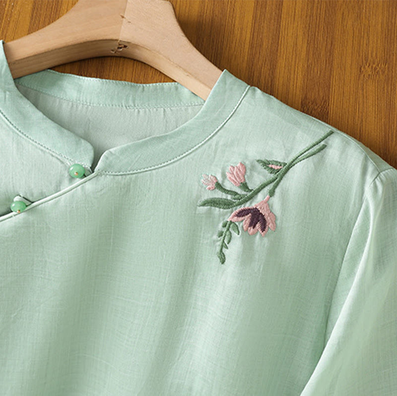 Camisa informal de lino y algodón con diseño de Buddha Stones para mujer, con flores y hojas bordadas, botones de rana, cuello redondo y media manga. - image 2