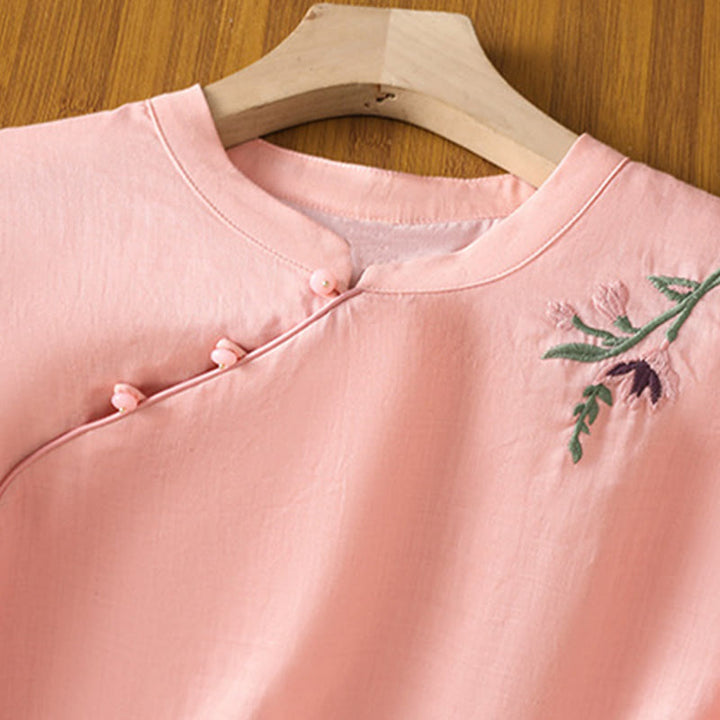 Camisa informal de lino y algodón con diseño de Buddha Stones para mujer, con flores y hojas bordadas, botones de rana, cuello redondo y media manga. - image 9