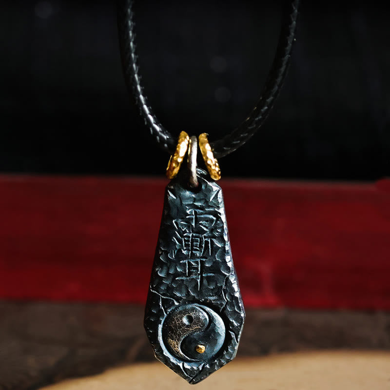 Collar con colgante de armonía con diseño de Yin Yang y Osa Mayor en plata de ley 999 y oro de 24 quilates con Buddha Stones - Cadena de cordón de cuero y plata de ley 999 - image 0