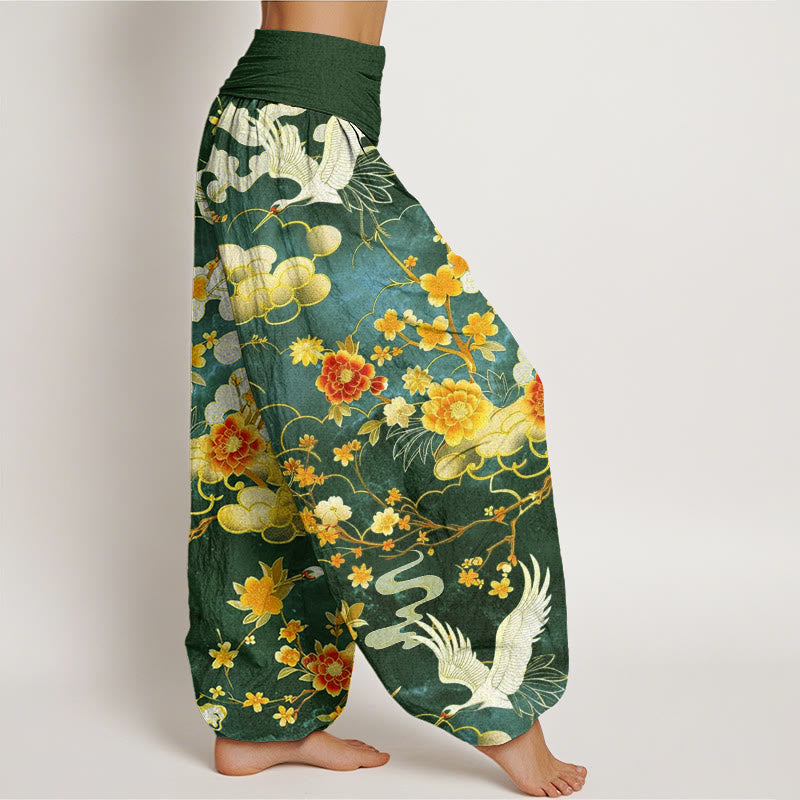 Pantalones bombachos de cintura elástica para mujer con estampado de Buddha Stones, nubes auspiciosas, grullas blancas y flores rojas. - image 9