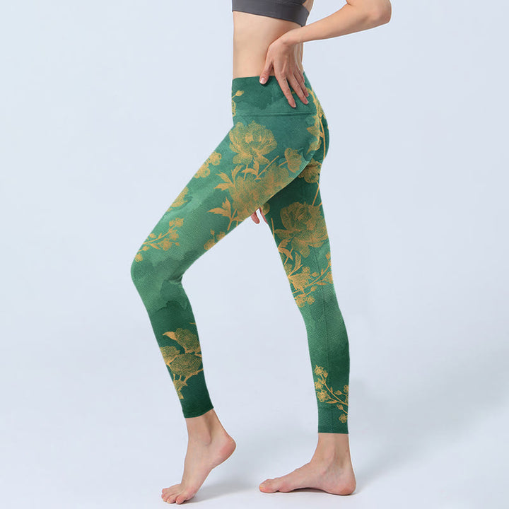 Leggings de yoga para mujer con estampado de Buddha Stones, fondo verde, ramas doradas y flores de peonía - image 3