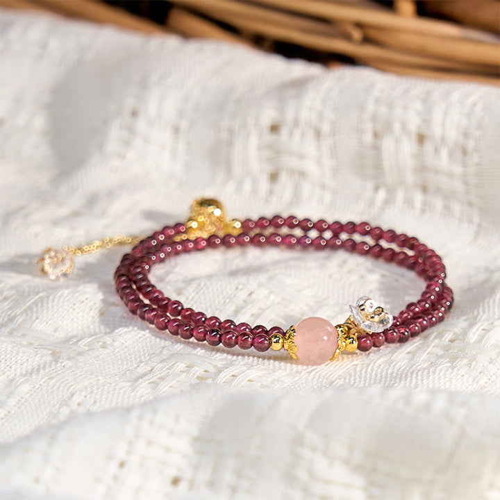Pulsera de doble vuelta con Buddha Stones, flor natural, granate, cristal rosa y calma - image 2