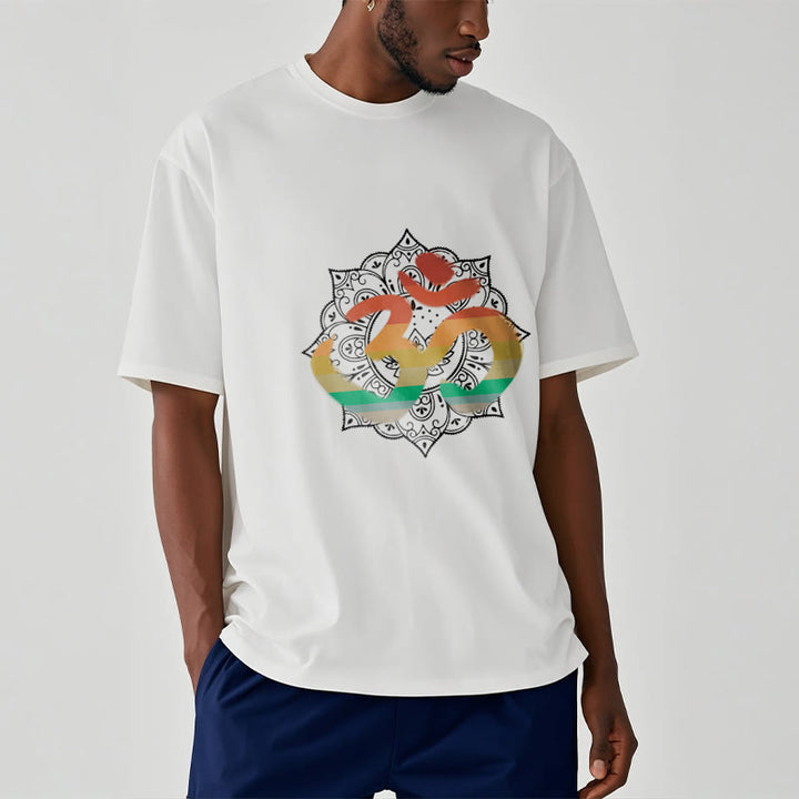 Camiseta de algodón con estampado de mandala sánscrito Om en degradado de colores y Buddha Stones - image 4