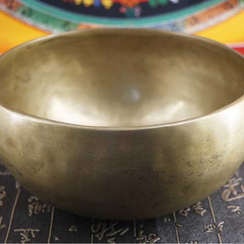 Buddha Stones Cuenco de canto dorado hecho a mano en Nepal. Diseño sencillo para sanación y meditación. Juego de cuencos de sonido. - image 17