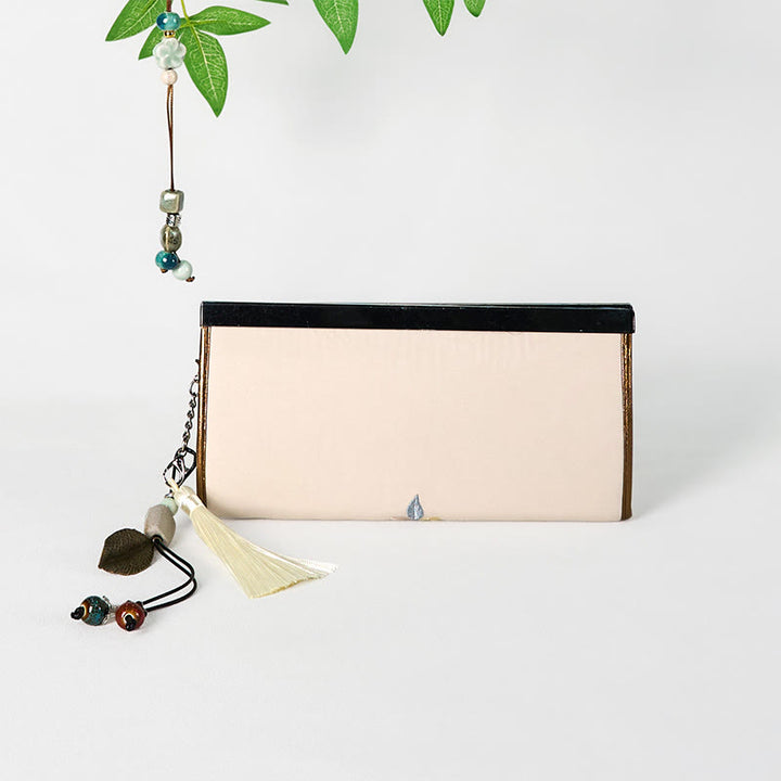 Cartera portamonedas de gran capacidad con bordado de doble cara y flor de magnolia de Buddha Stones - image 1