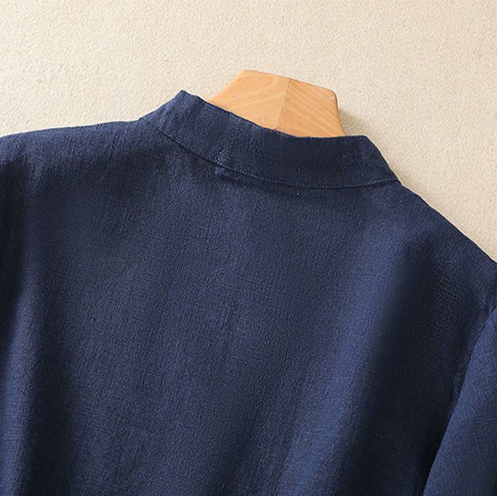 Camisa de manga tres cuartos de algodón y lino para mujer, estilo casual, con cuello alto inclinado y botones de Buddha Stones. - image 4