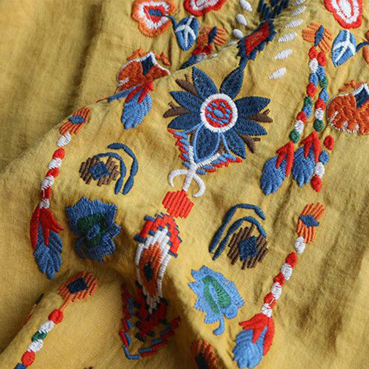 Camiseta de manga corta de algodón y lino para mujer con cuello redondo, diseño floral y bordado artístico retro de Buddha Stones - image 15