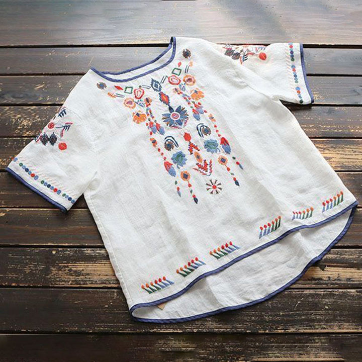 Camiseta de manga corta de algodón y lino para mujer con cuello redondo, diseño floral y bordado artístico retro de Buddha Stones - image 2