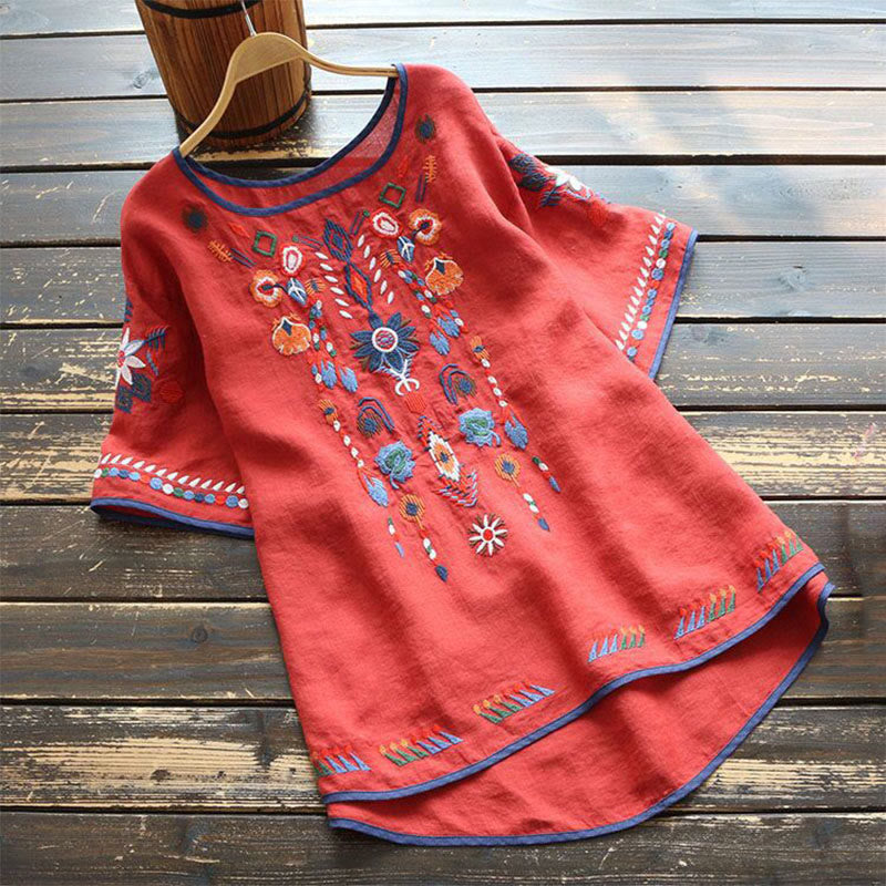 Camiseta de manga corta de algodón y lino para mujer con cuello redondo, diseño floral y bordado artístico retro de Buddha Stones - Rojo - US14, UK/AU18, EU46 (4XL) - image 8