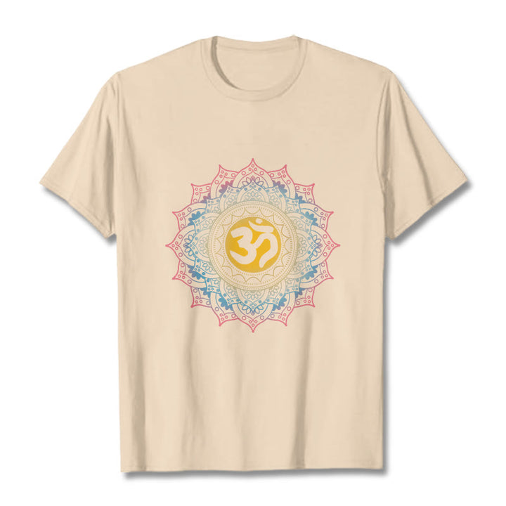 Camiseta con estampado OM de mandala con degradado de color y Buddha Stones - Sopa de mariscos - 2XL - image 8