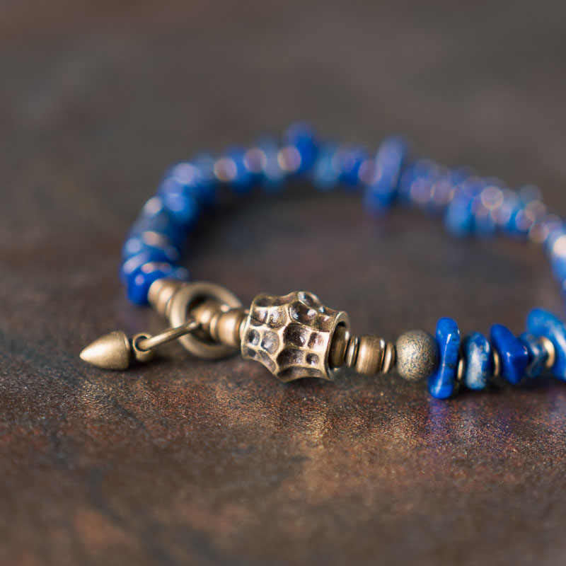 Pulsera de lazurita con diseño vintage irregular de Buddha Stones