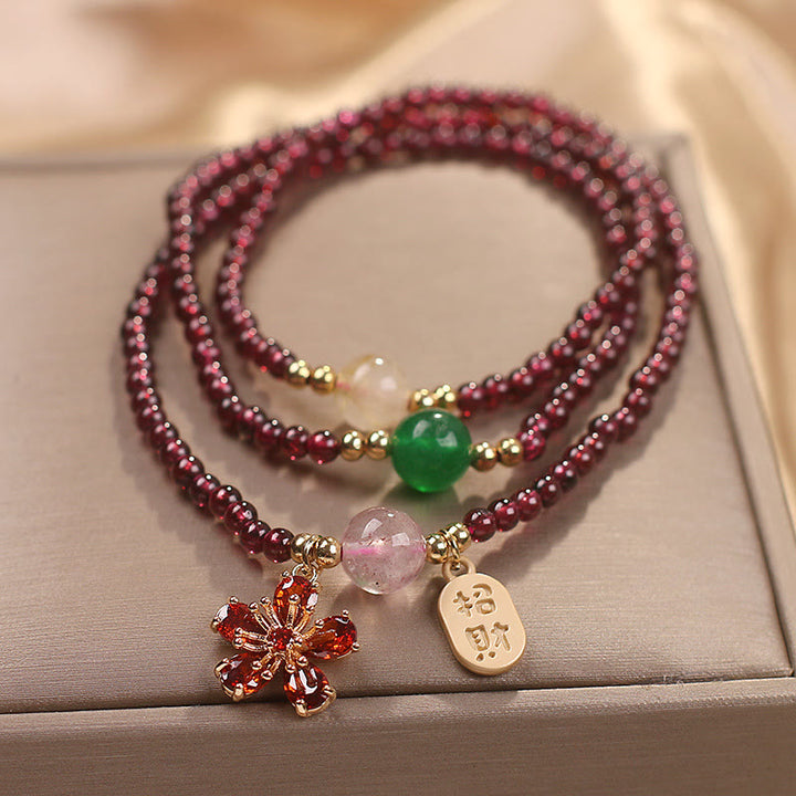 Pulsera multicapa con cuentas de Buddha Stones ultrafinas naturales de 3 mm y flor de cerezo para atraer la fortuna y protegerla.