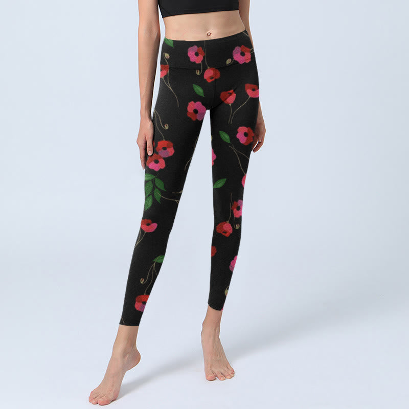 Leggings de yoga para mujer con estampado de hojas verdes y flores rojas vibrantes de Buddha Stones - image 6