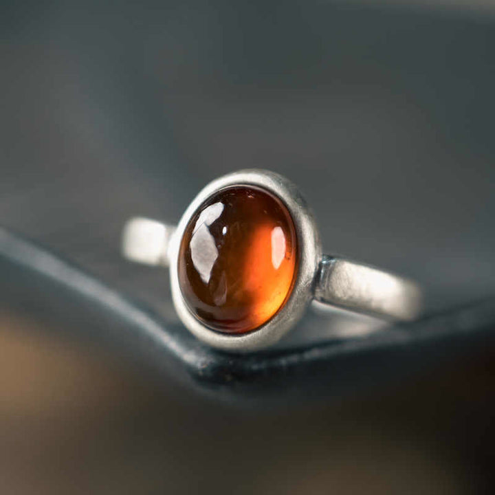 Anillo de calma con granate natural de plata de ley 925 y Buddha Stones con inserción ajustable