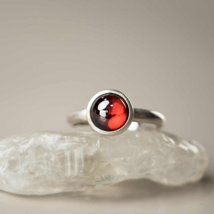 Anillo de calma con granate natural de plata de ley 925 y Buddha Stones con inserción ajustable