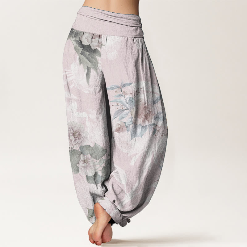 Pantalones harén de cintura elástica para mujer con diseño de flores de algodón puro y hojas blancas de Buddha Stones - image 1