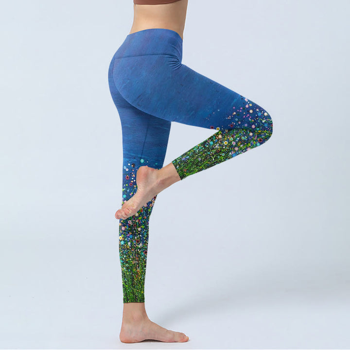 Leggings de yoga para mujer con estampado de flores, hierba y piedras de Buddha Stones - image 4