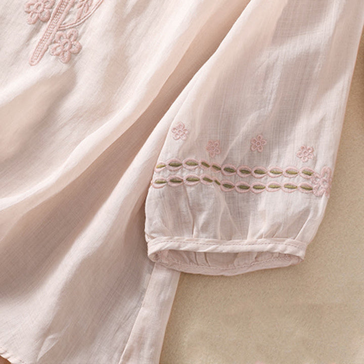 Camisa de lino y algodón de media manga con diseño hueco y cuello redondo para mujer de Buddha Stones - image 4