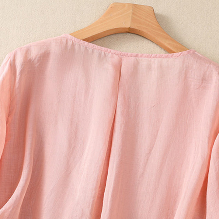 Camisa de algodón y lino de media manga para mujer con diseño de flores bordadas con Buddha Stones y cuello redondo - image 17