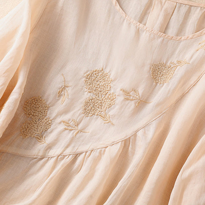 Camisa de algodón y lino de media manga para mujer con diseño floral bordado con Buddha Stones y cuello redondo  - image 25