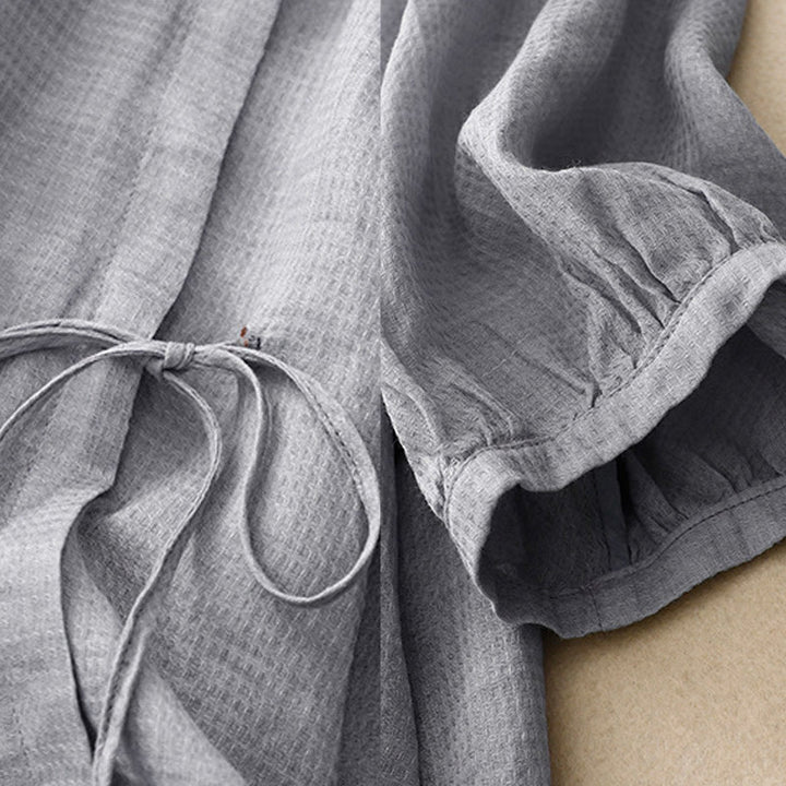 Camisa de lino y algodón para mujer con mangas tres cuartos y diseño de Buddha Stones con botones y cordones - image 3